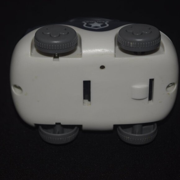 Inertial Engineering Vehicles Mini pull back police car - Picture 6 of 6